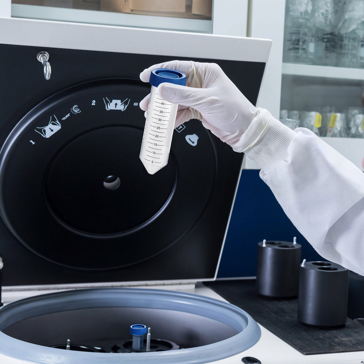 Biologix® 15ml Conical Bottom Centrifuge Tubes With Screw Caps, Sterile, 500/Case